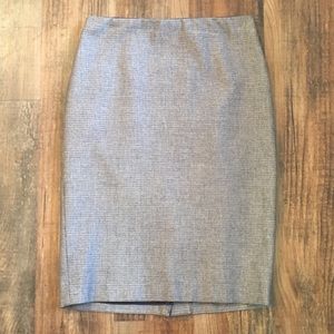 Classic Gray Ann Taylor Pencil Skirt - Size 0